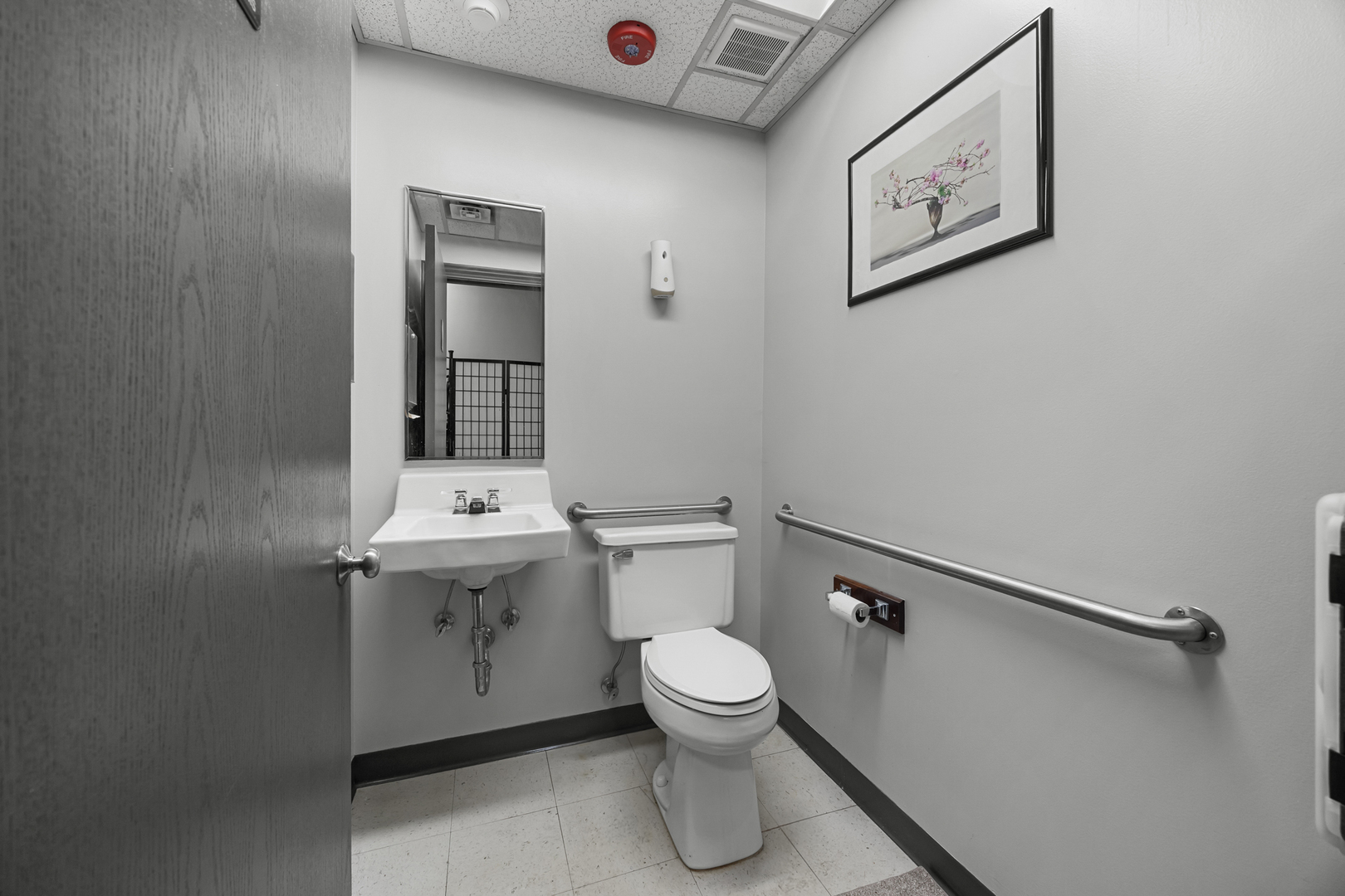 1041 Bonaventure Drive Property Photo 10
