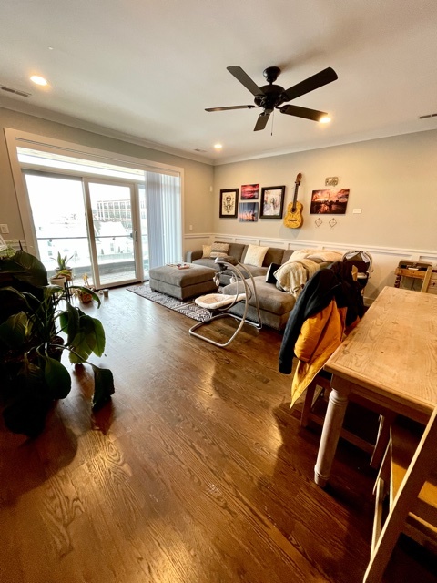 2508 W Diversey Avenue 3w Property Photo 9