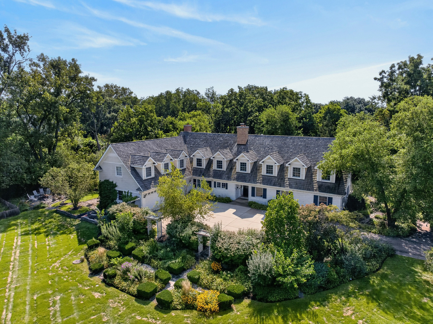 875 Sterling Road Property Photo 1
