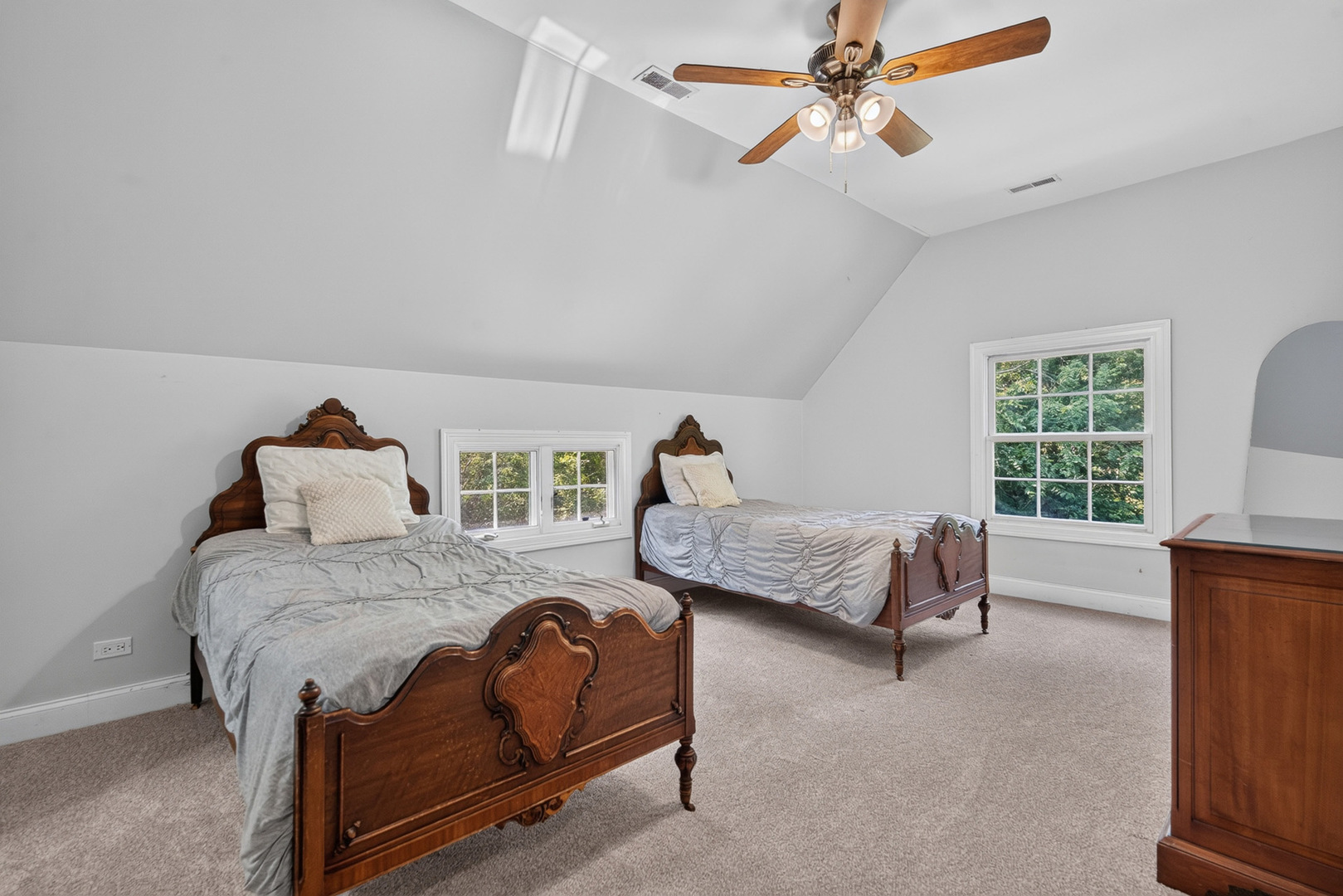 875 Sterling Road Property Photo 16