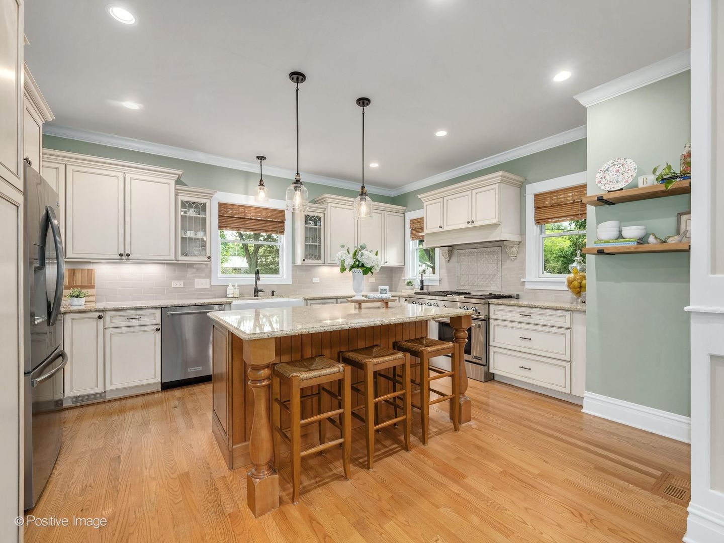 500 N Ashland Avenue Property Photo 17