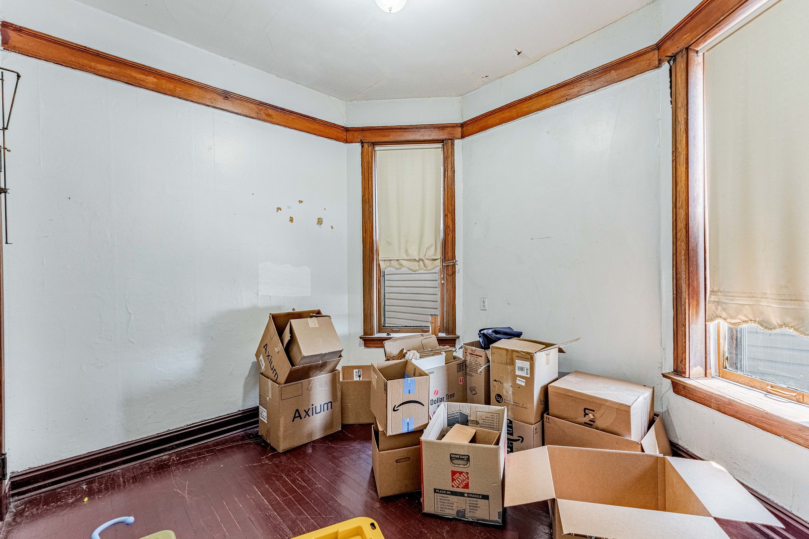 1627 N Kedzie Avenue Property Photo 8