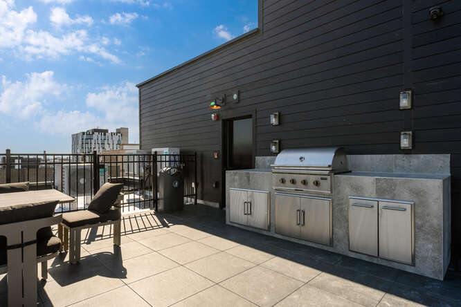 1235 N Ashland Avenue 502 Property Photo 21