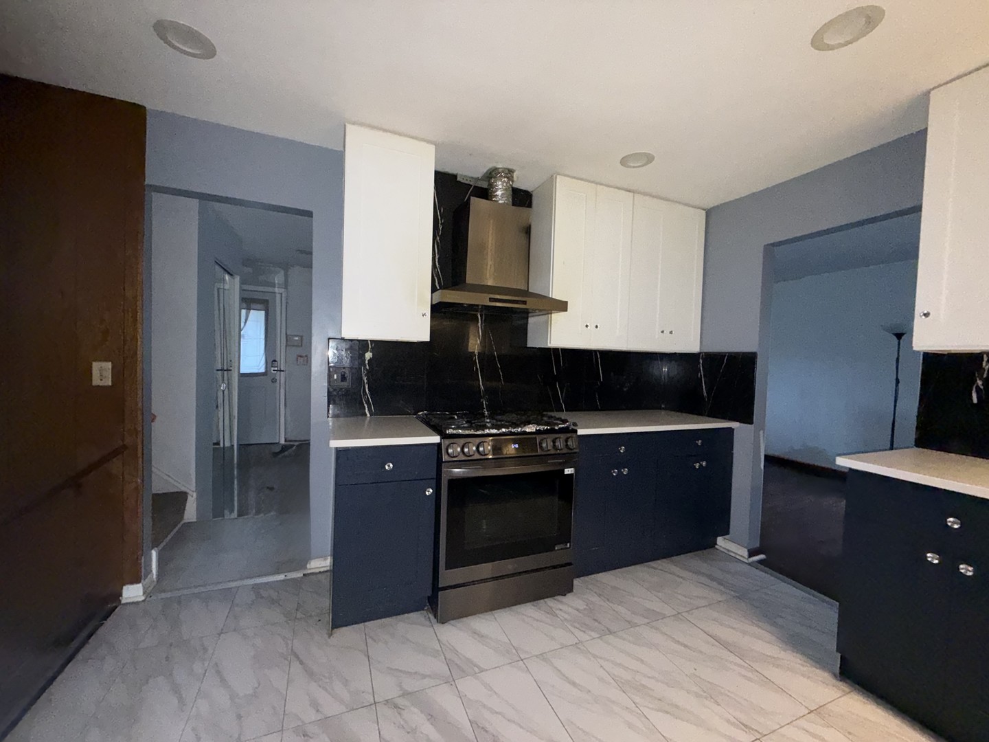 102 Adair Court Property Photo 8