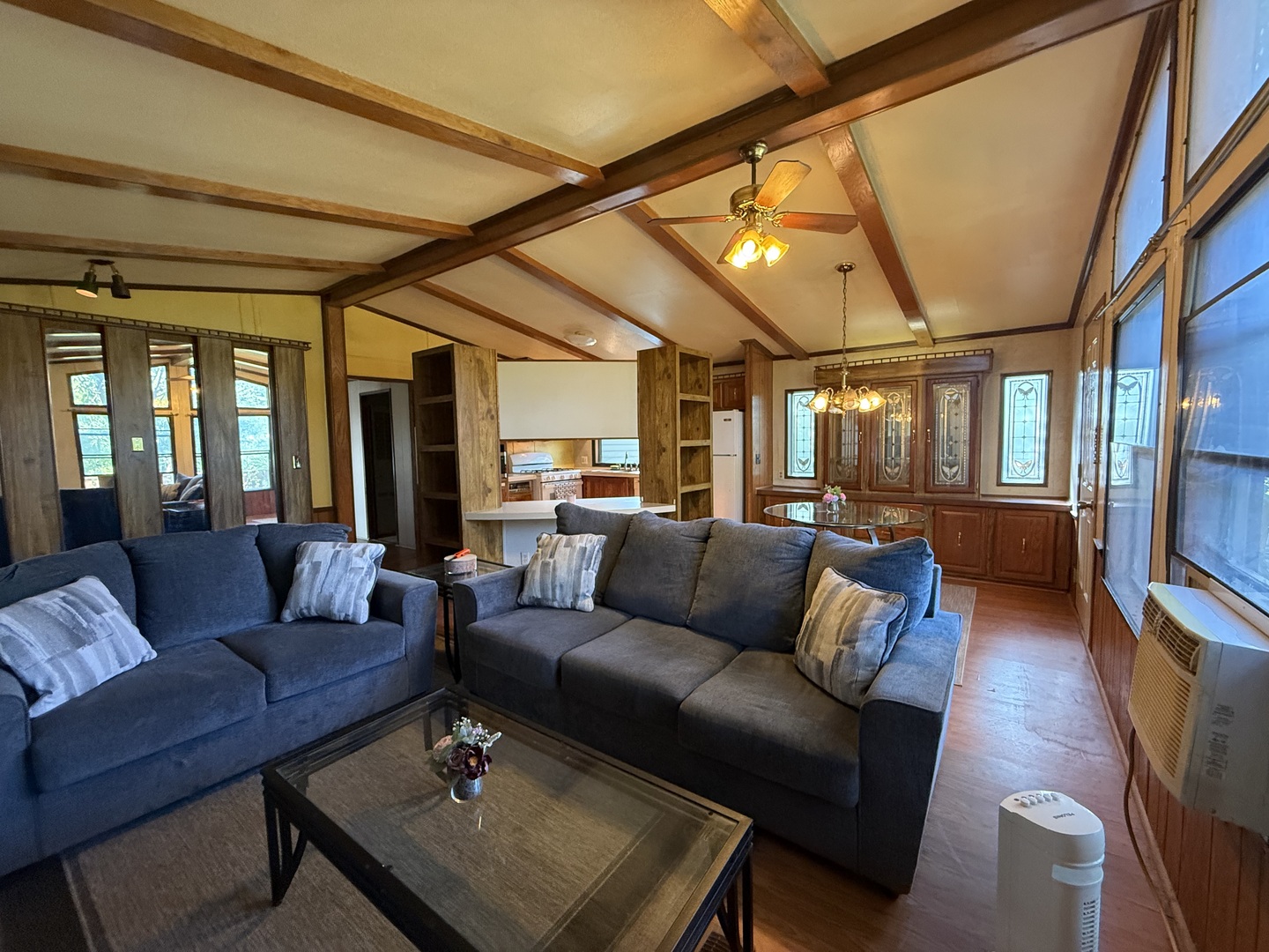 557 Huntsbridge Road Property Photo 3