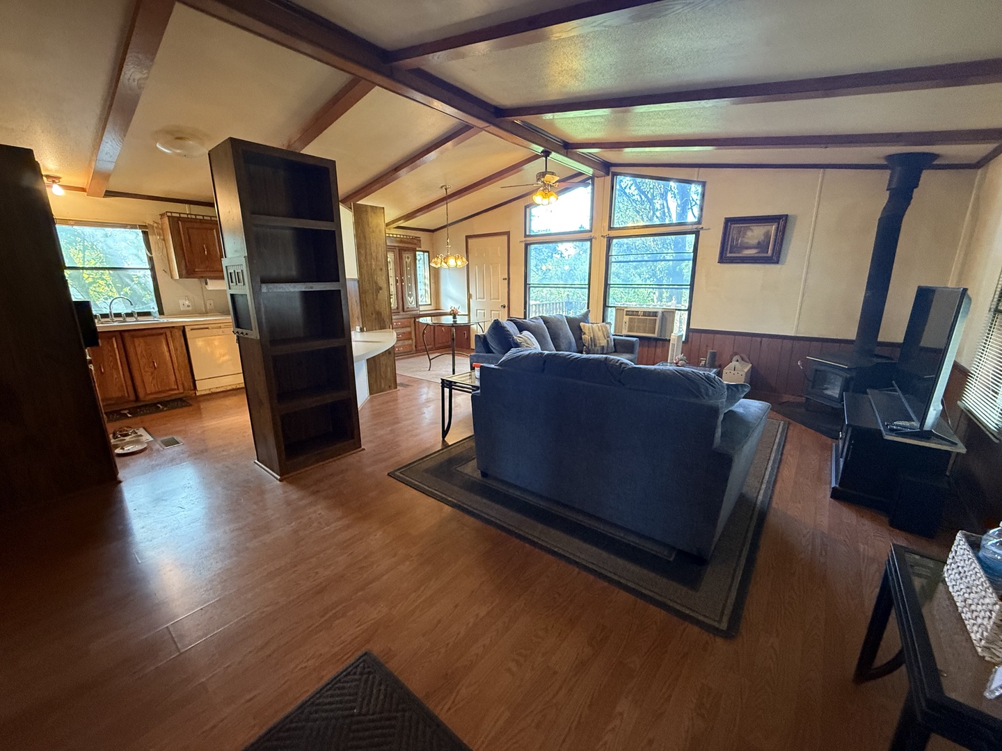 557 Huntsbridge Road Property Photo 8