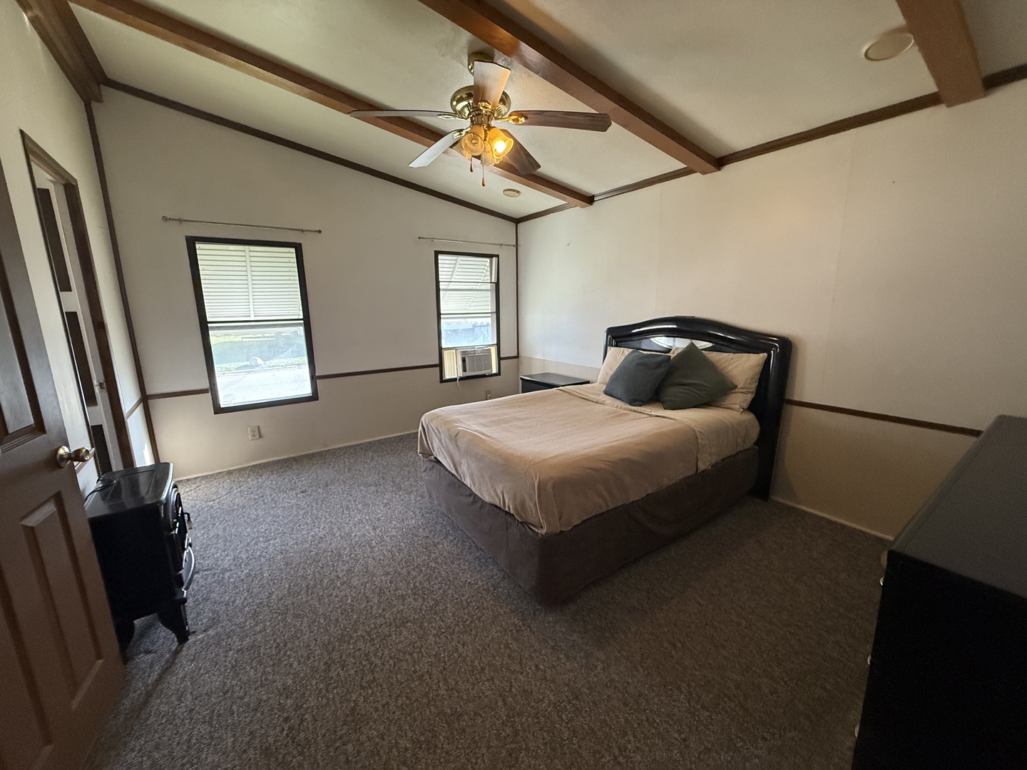 557 Huntsbridge Road Property Photo 9