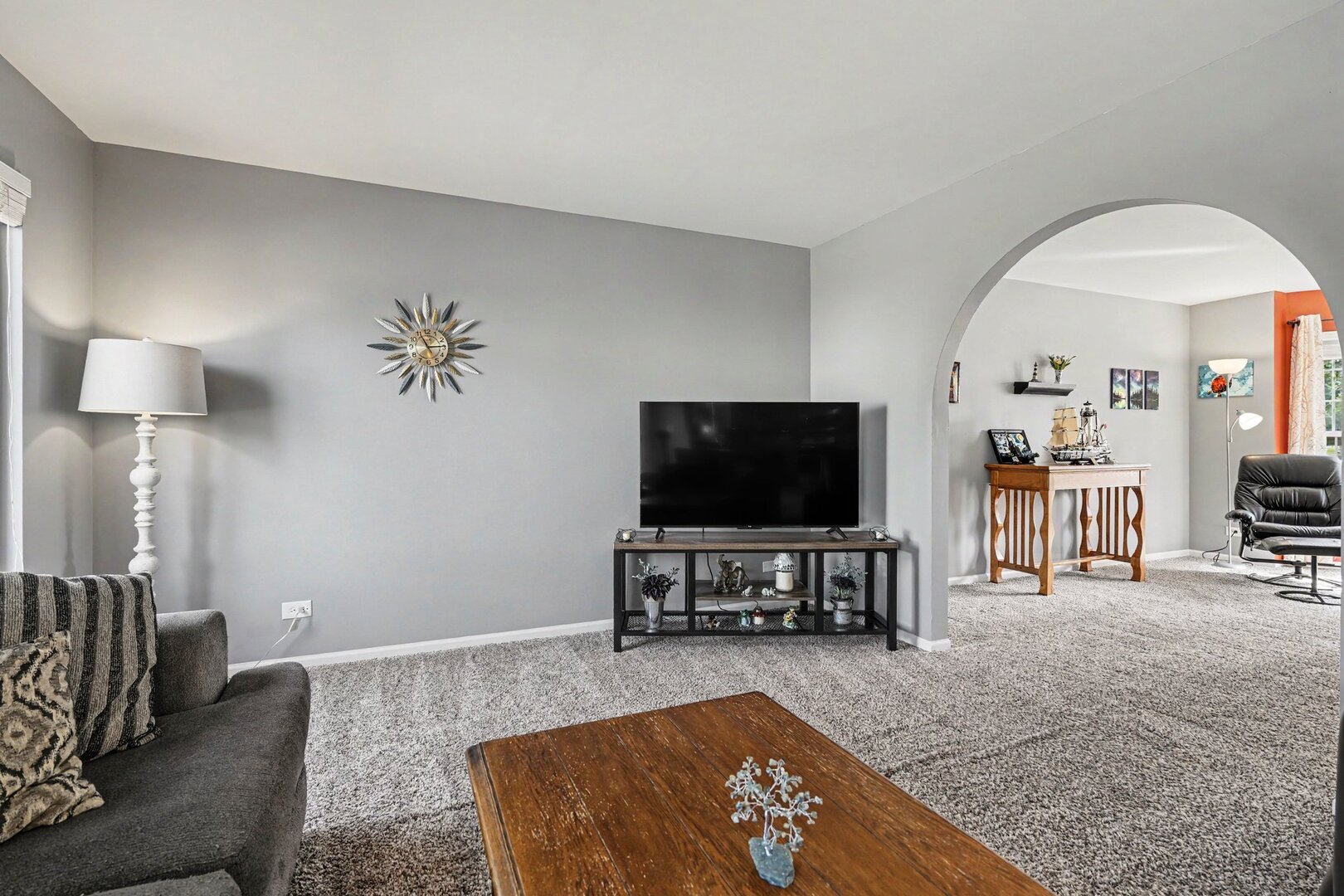 1067 Vermillion Street Property Photo 4