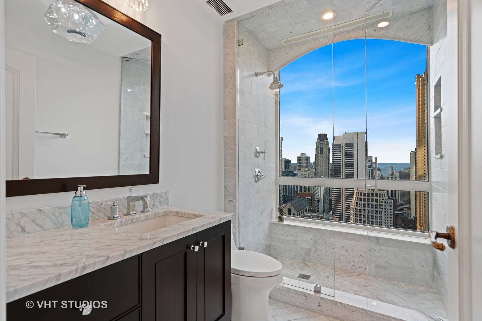 55 E Erie Street 4503 Property Photo 25