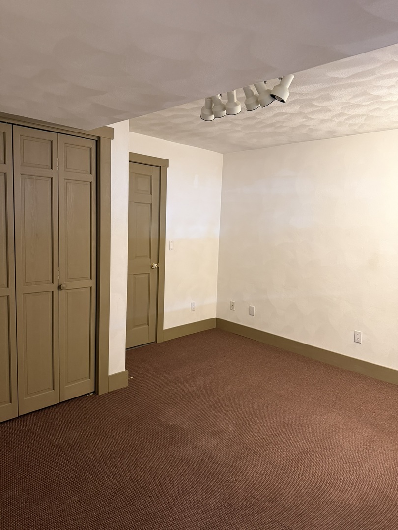 101 E Provost Street Property Photo 53
