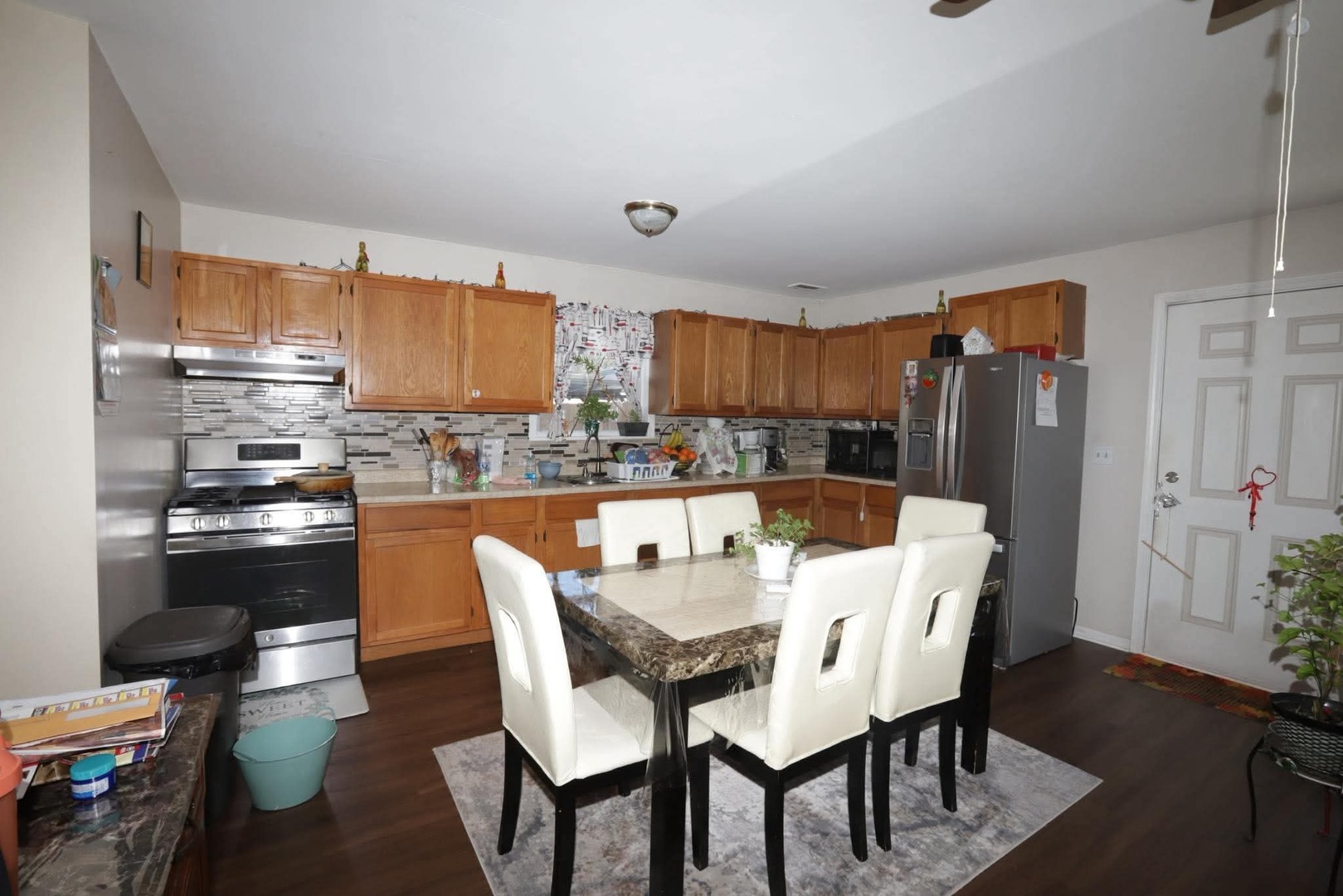 1505 Juneway Terrace Property Photo 2