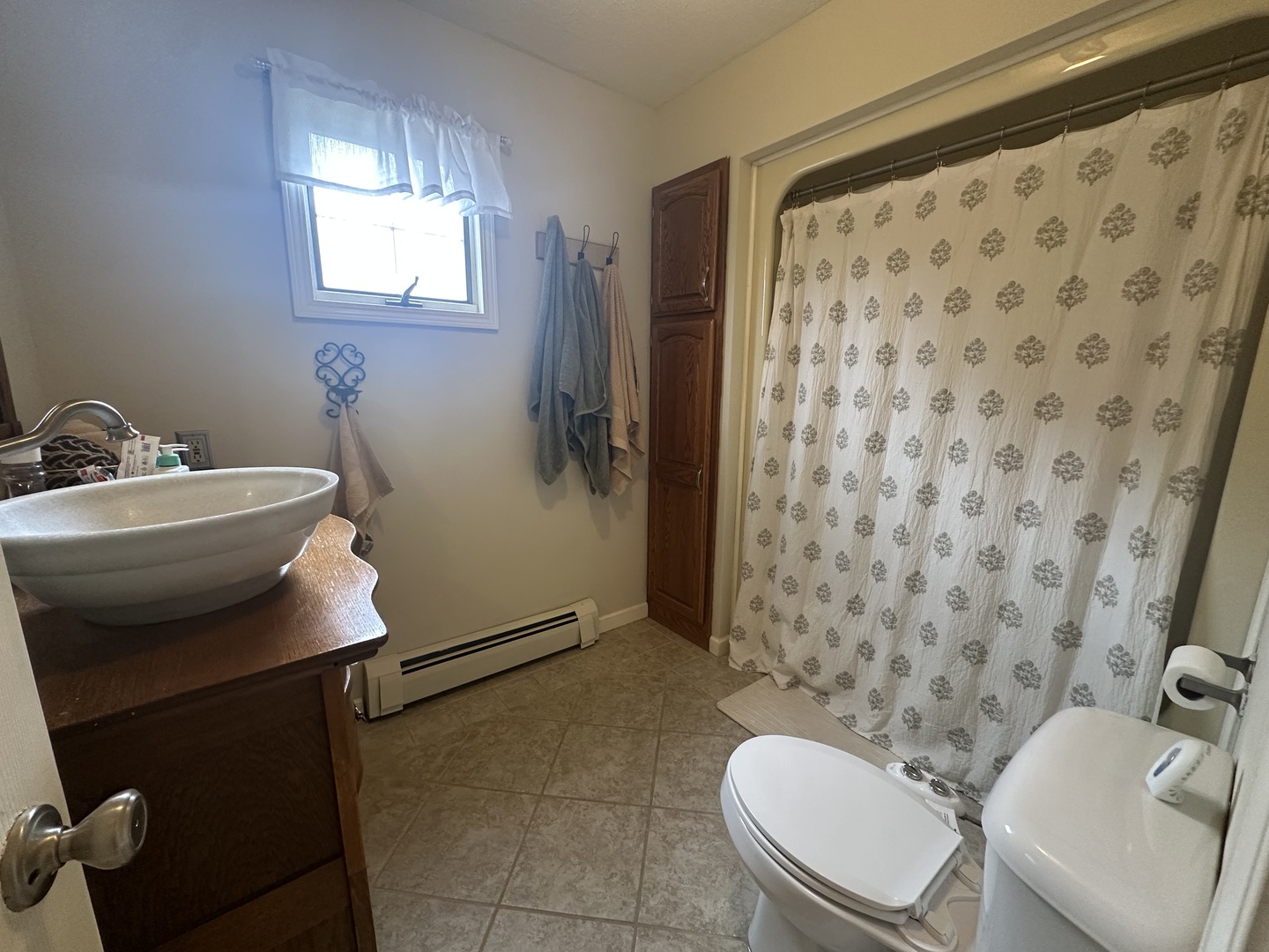 402 E Belleville Avenue Property Photo 40
