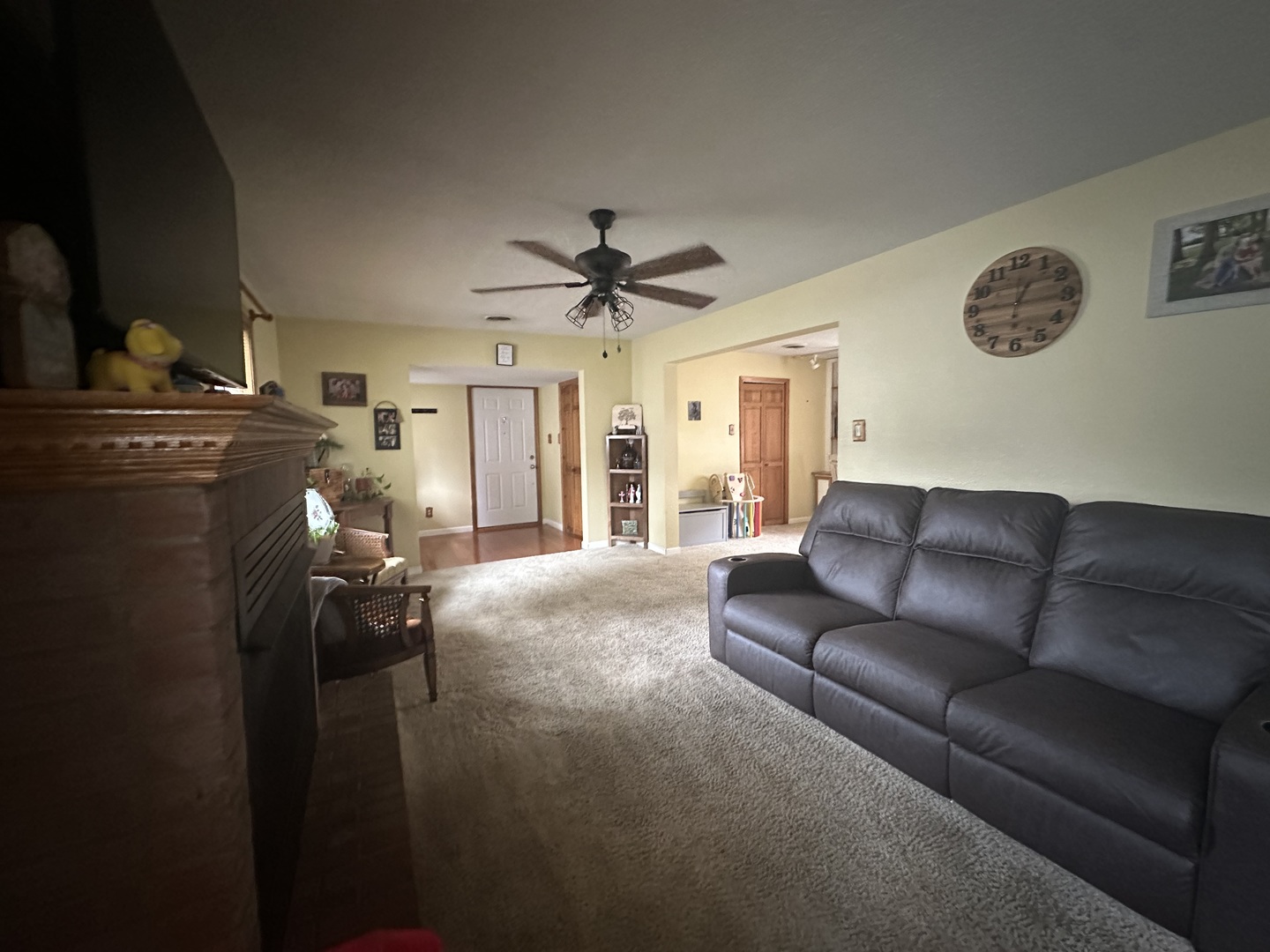 402 E Belleville Avenue Property Photo 52