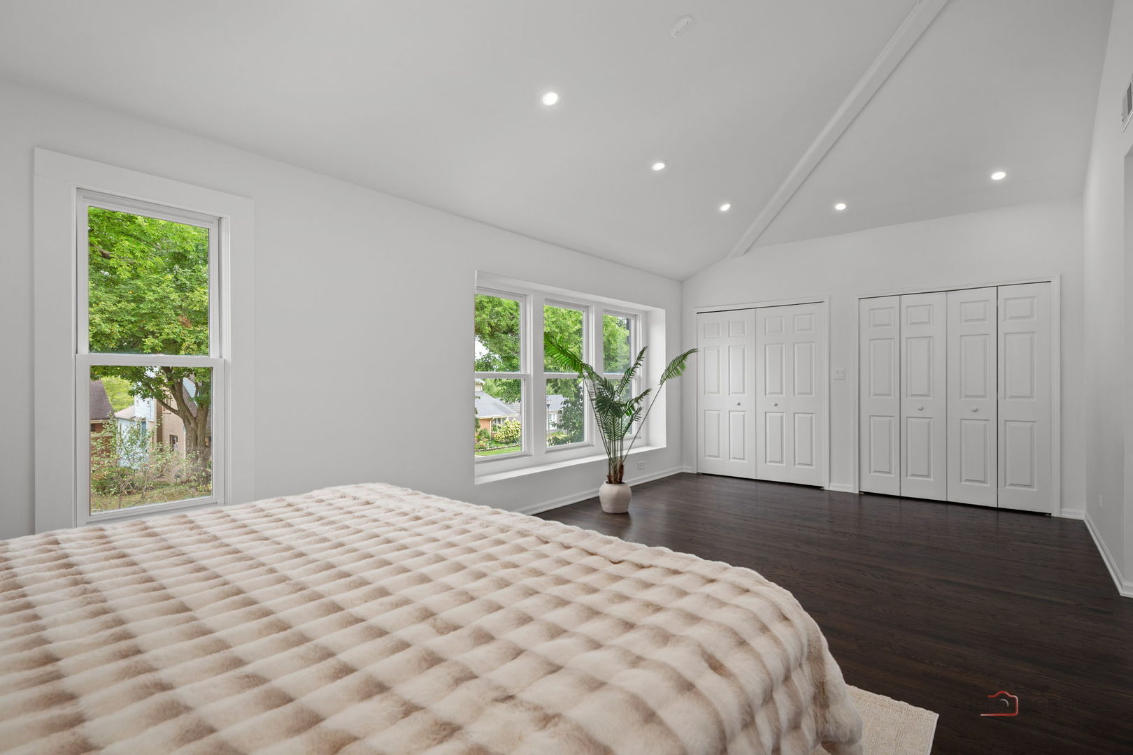 607 S Cedar Avenue Property Photo 35