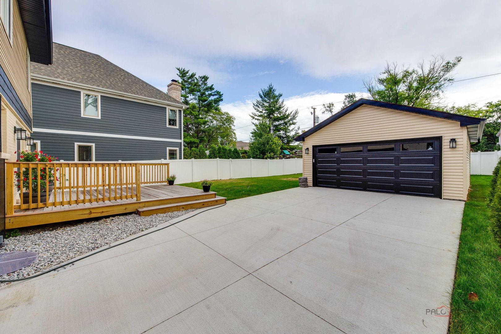 607 S Cedar Avenue Property Photo 45
