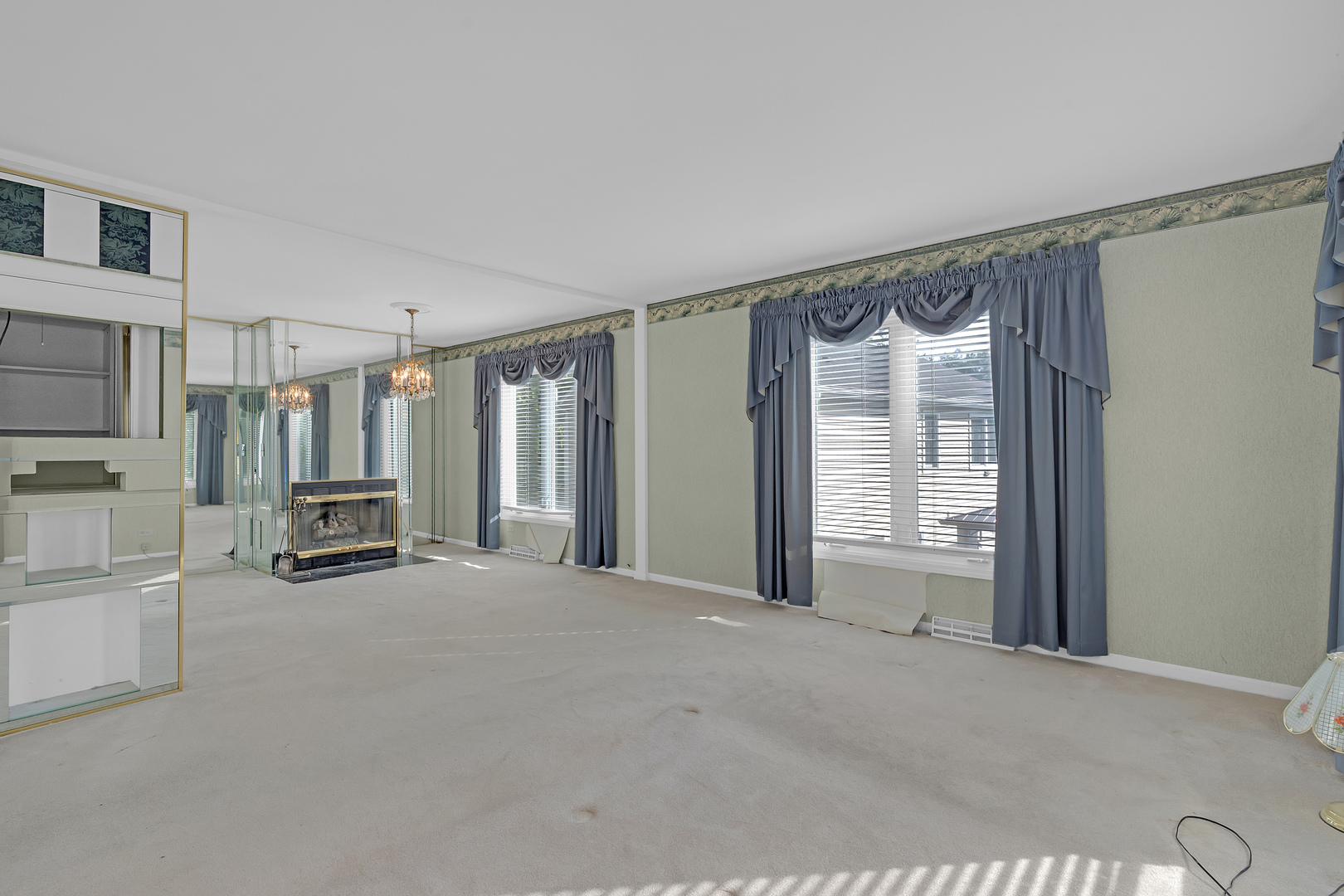 1136 Chateaugay Avenue Property Photo 18