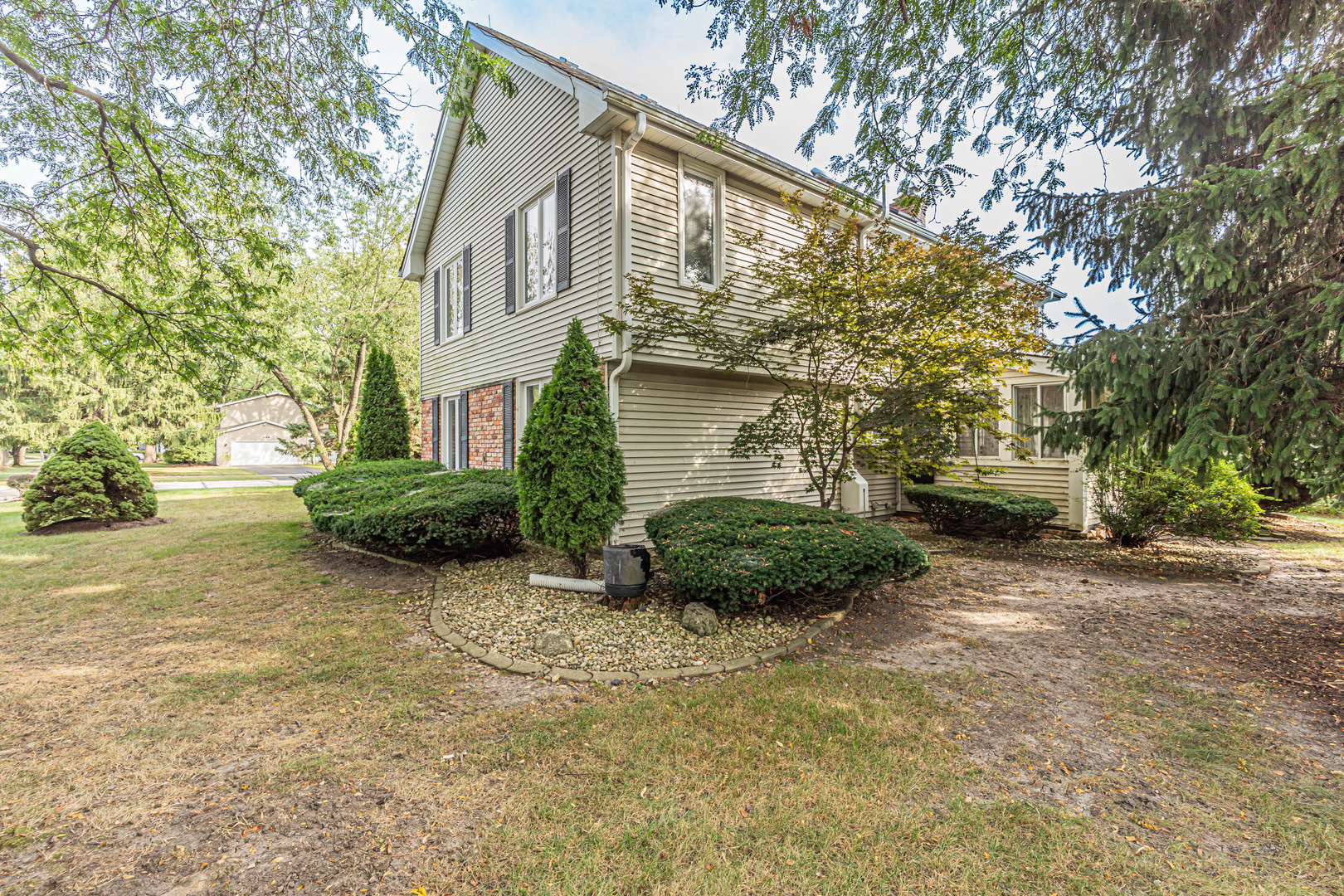 1136 Chateaugay Avenue Property Photo 30