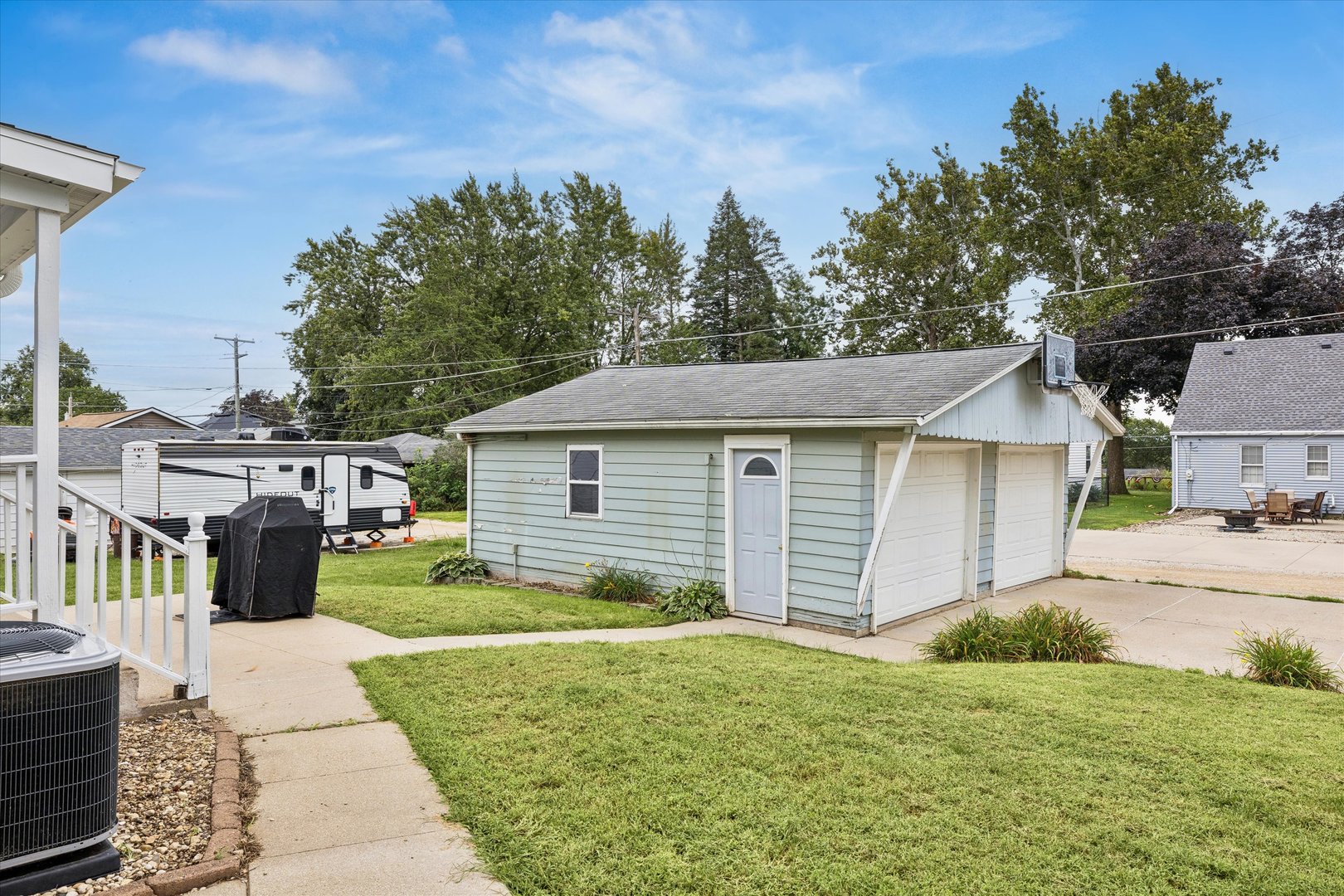 1118 10th Avenue Property Photo 4