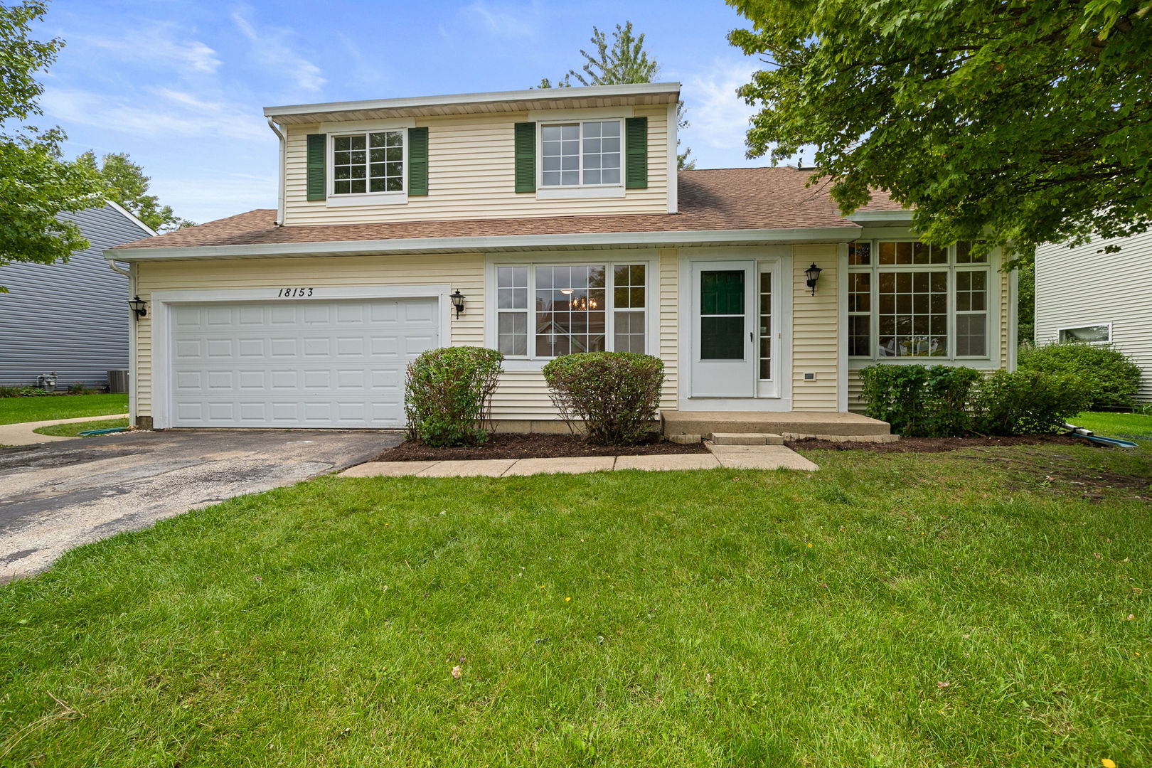18153 W Banbury Drive Property Photo 2