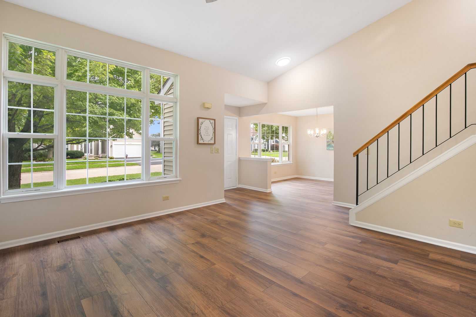 18153 W Banbury Drive Property Photo 6