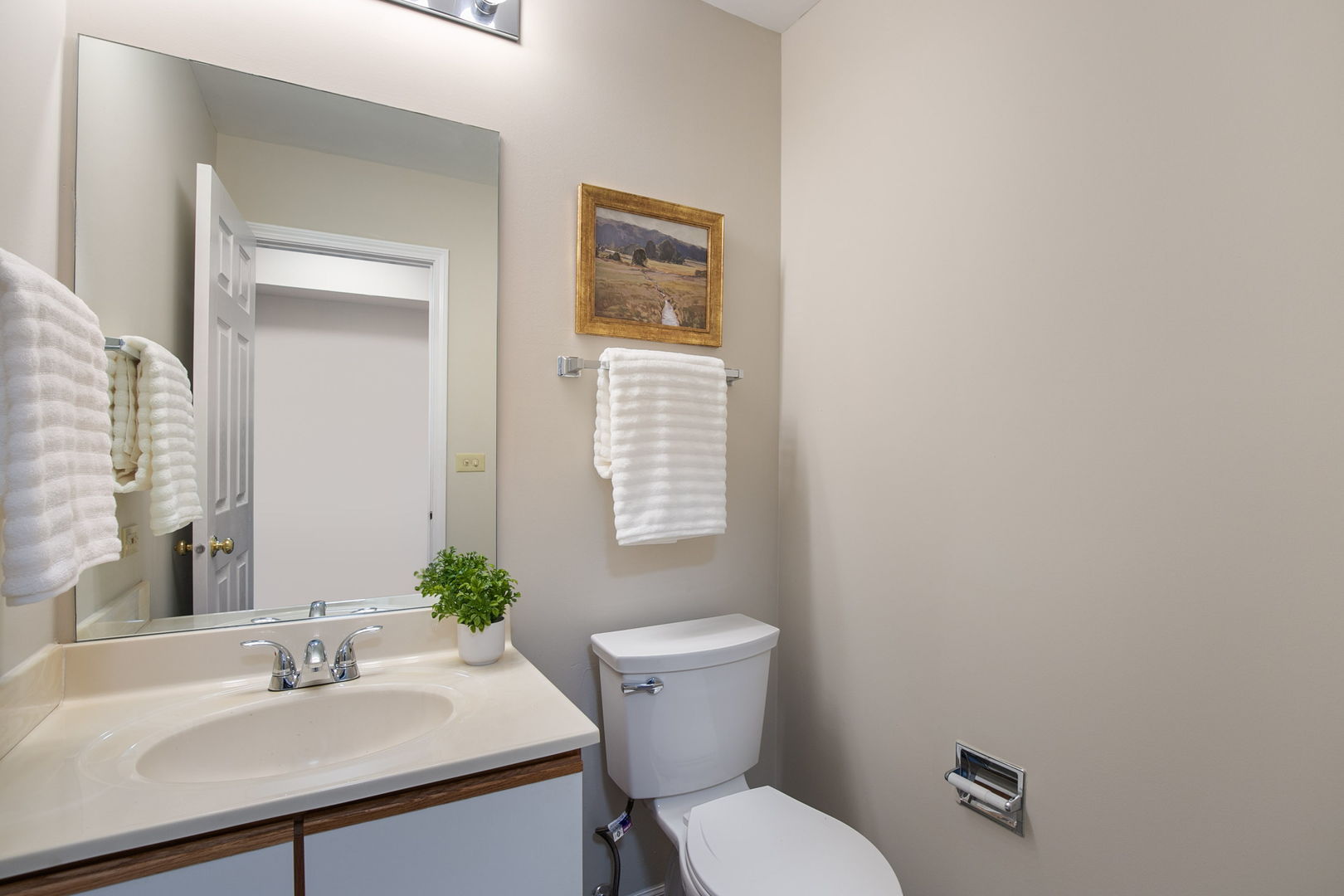 18153 W Banbury Drive Property Photo 16
