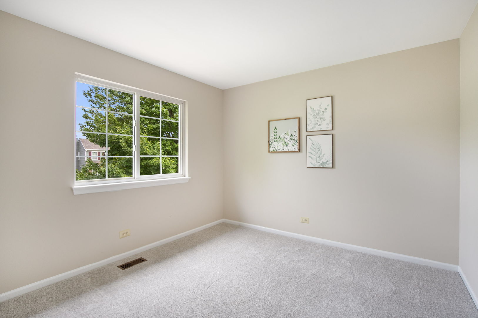18153 W Banbury Drive Property Photo 23