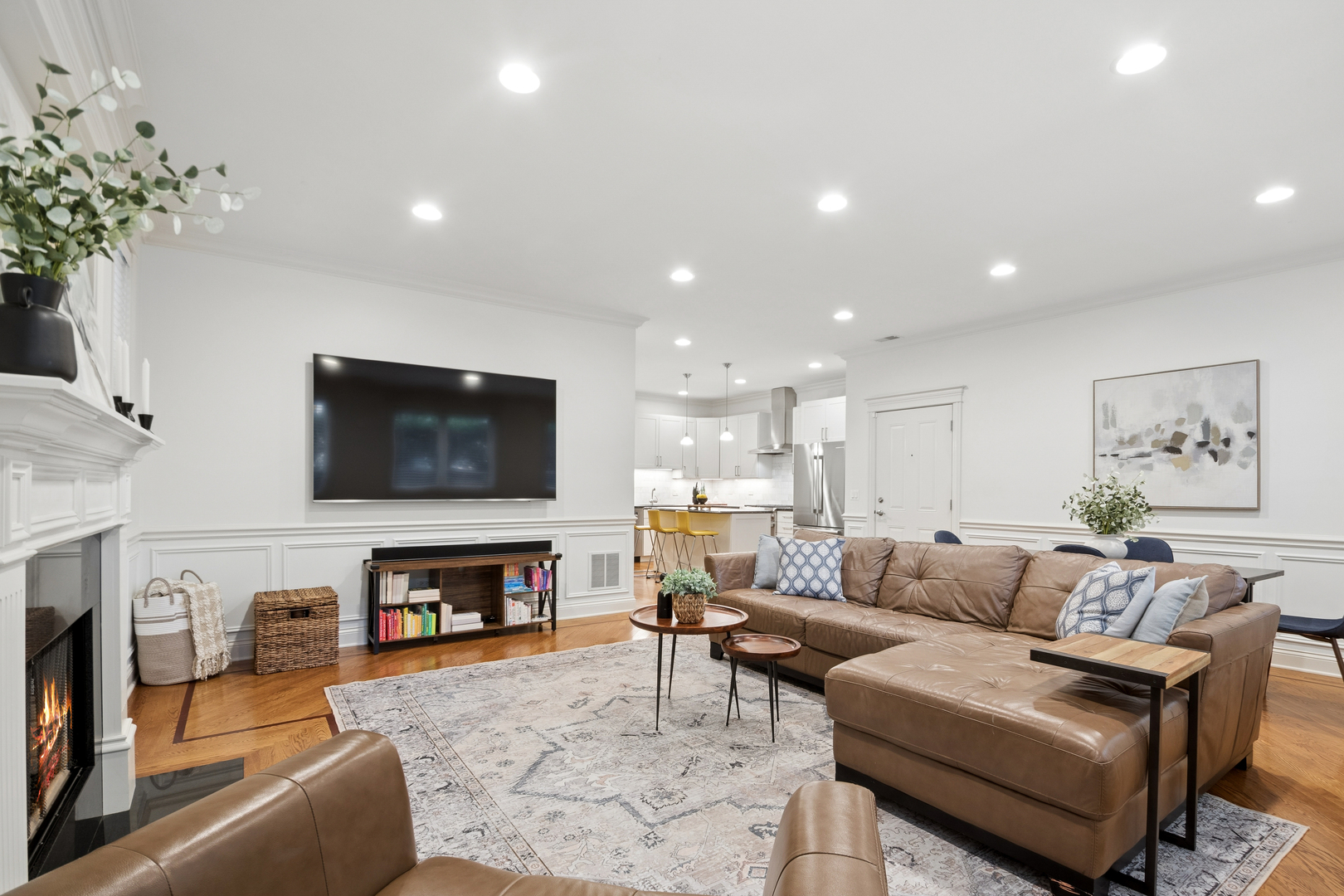 1330 W Diversey Parkway 1w Property Photo 4