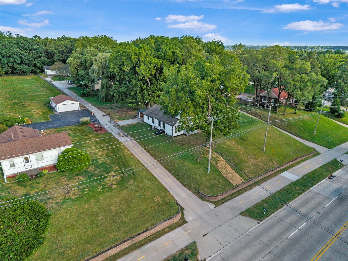 1219 Devils Glen Road Property Photo 9