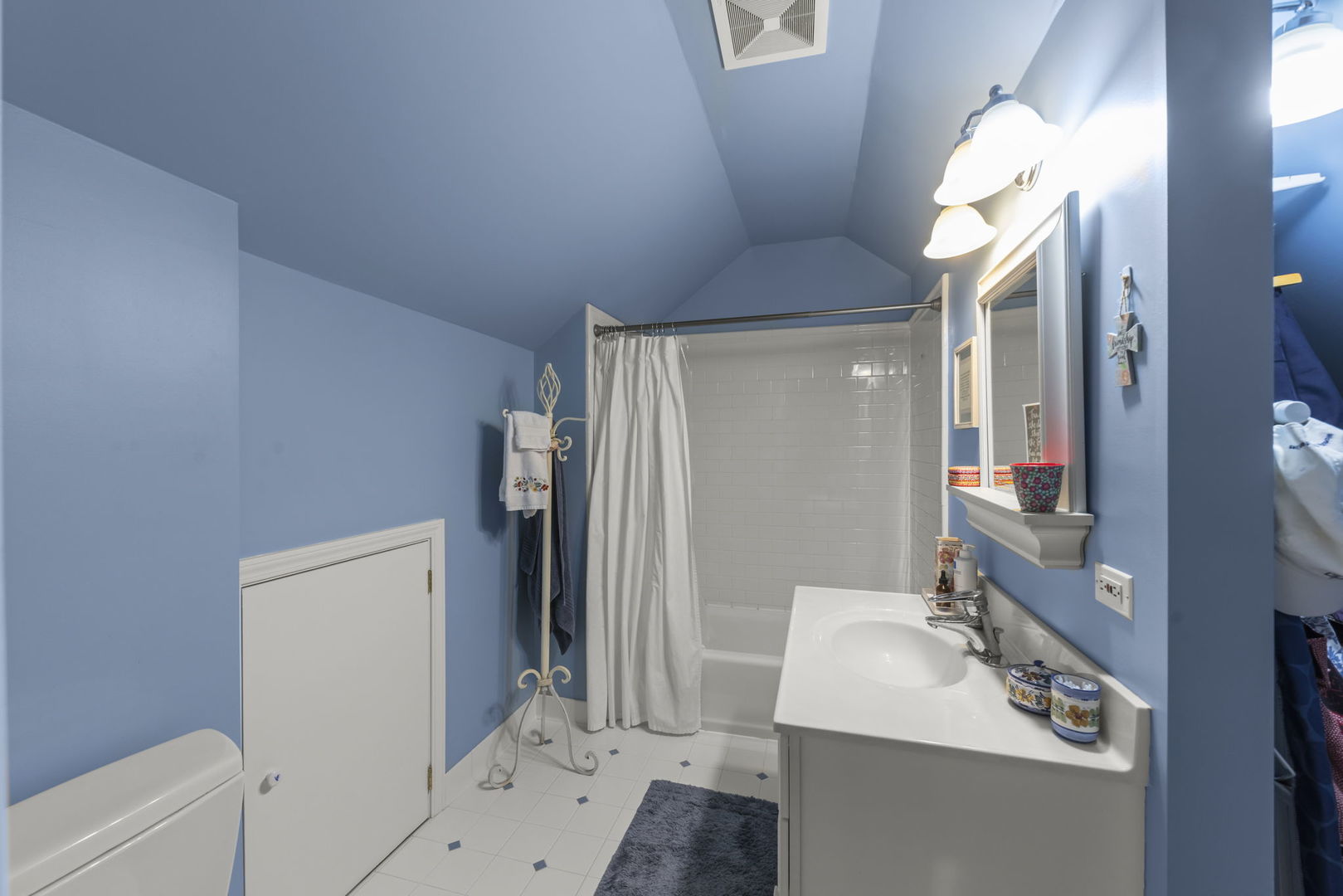 873 Hillside Avenue Property Photo 17