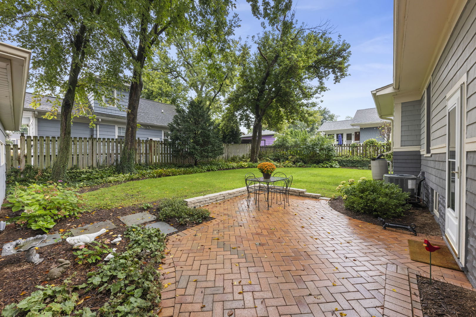 873 Hillside Avenue Property Photo 22
