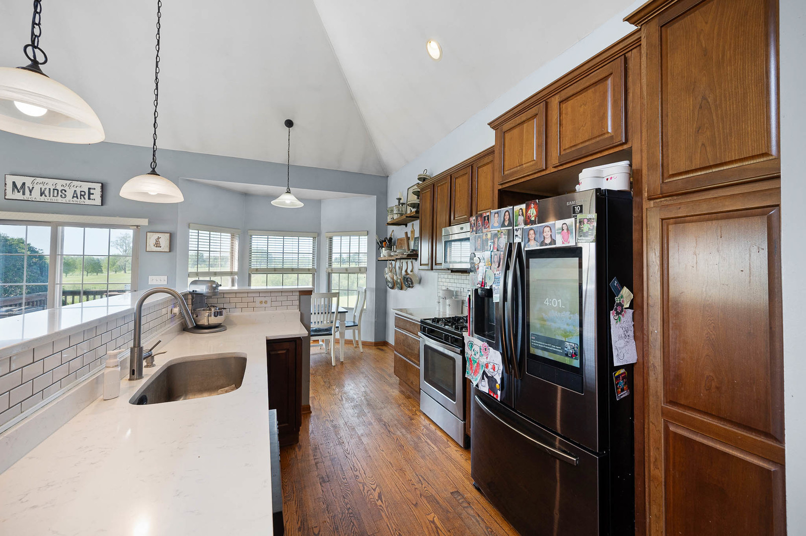 370 Sunset Boulevard Property Photo 7