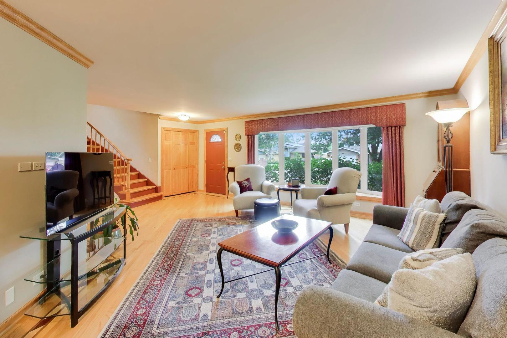 1914 N Burke Drive Property Photo 2