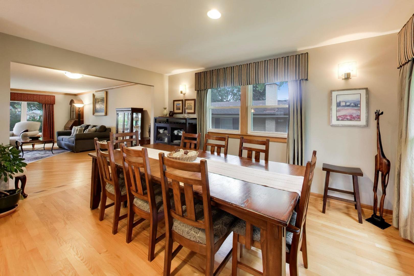 1914 N Burke Drive Property Photo 6