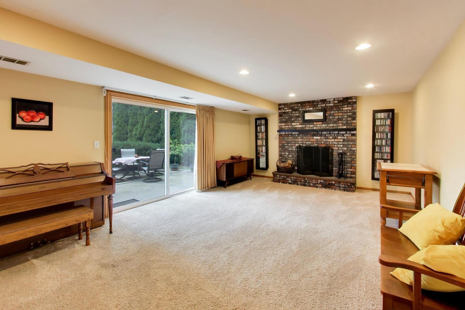 1914 N Burke Drive Property Photo 14