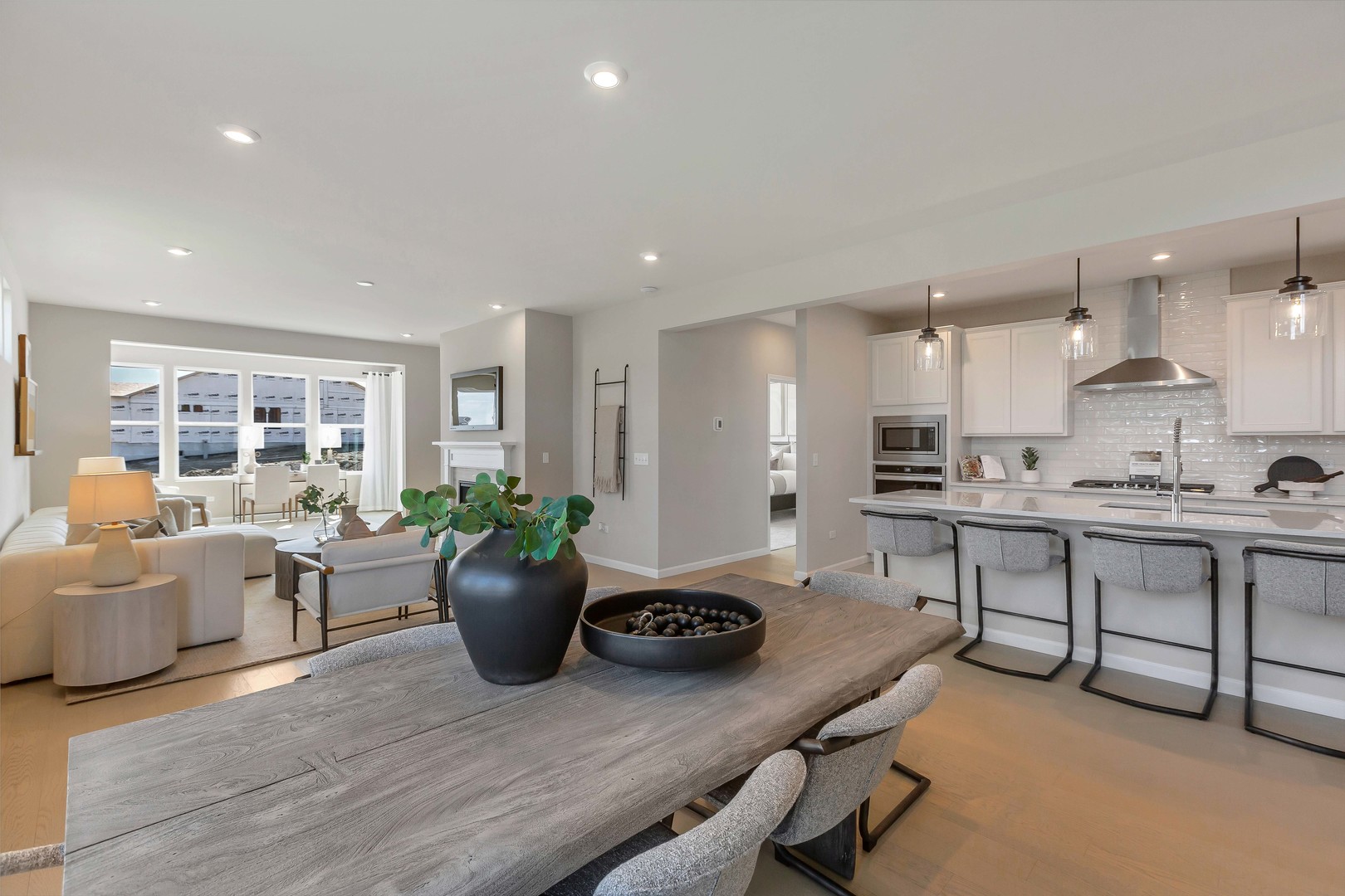12552 Derry Drive 33701 Property Photo 6