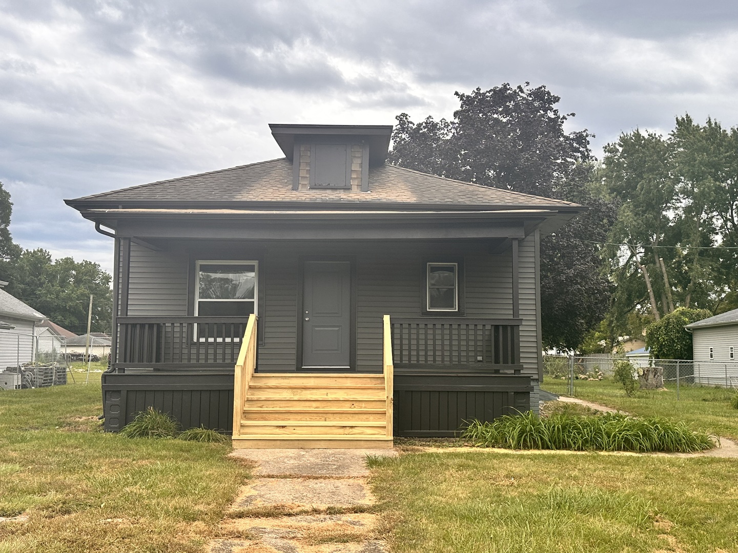 509 E Bronson Street Property Photo 1