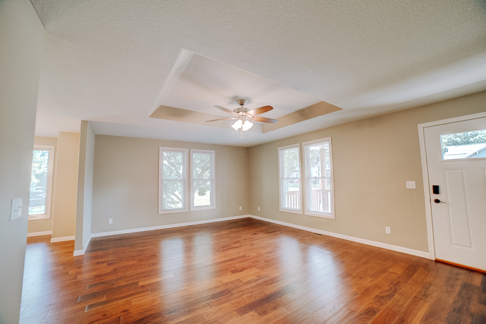 472 E Cherry Street Property Photo 15