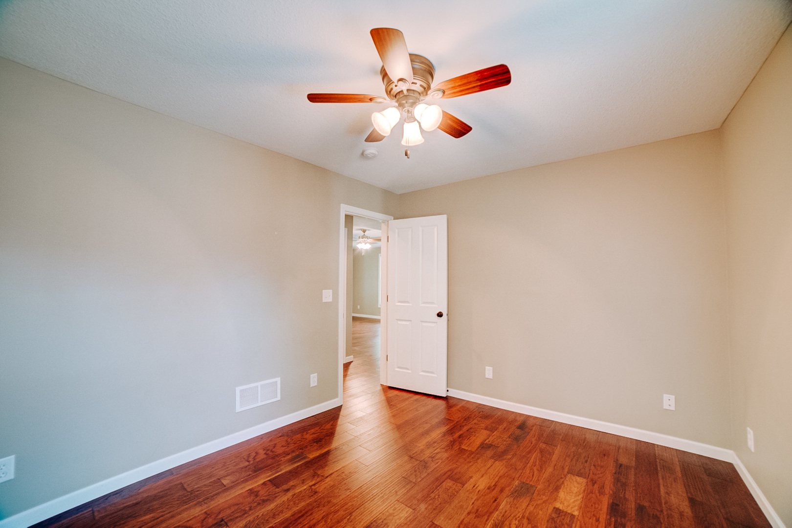 472 E Cherry Street Property Photo 30