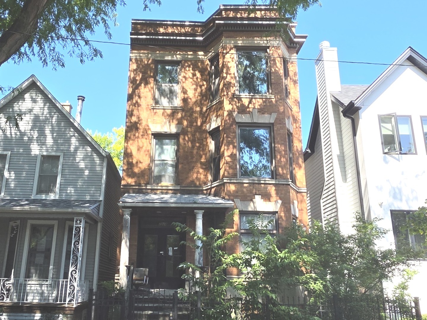 1908 W Cuyler Avenue Property Photo 1