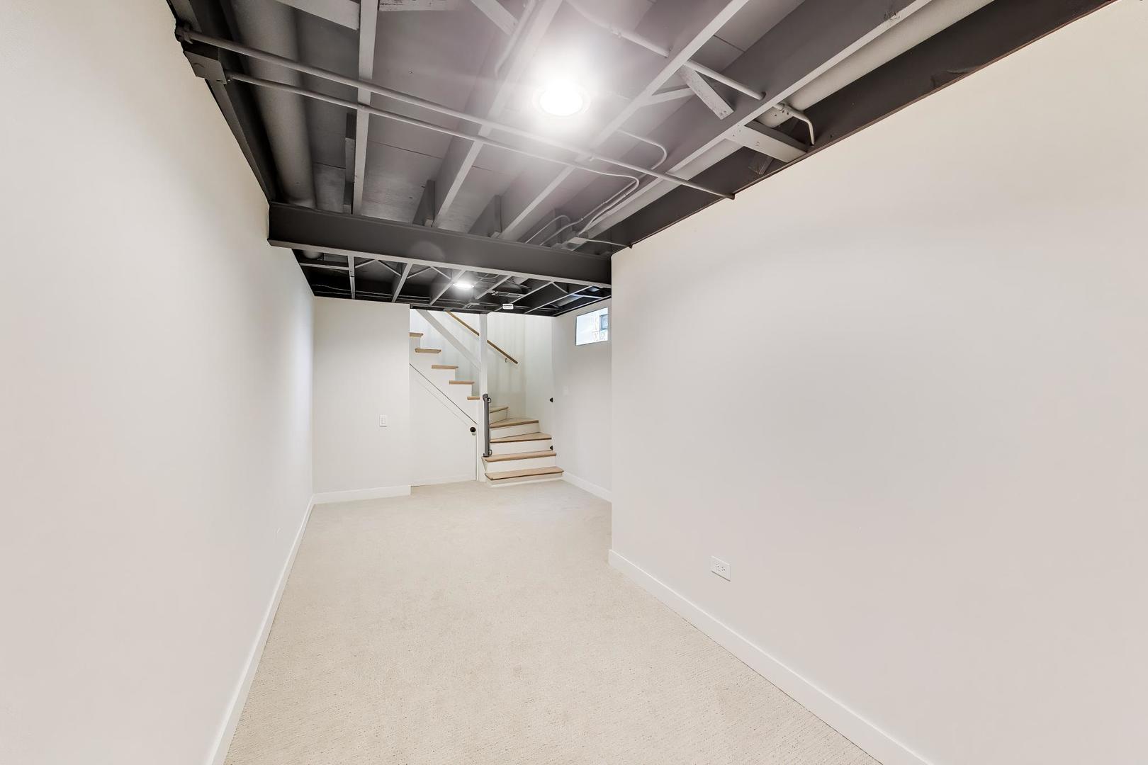539 S Evergreen Avenue Property Photo 26