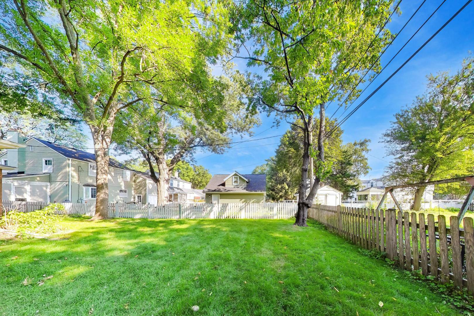 539 S Evergreen Avenue Property Photo 32