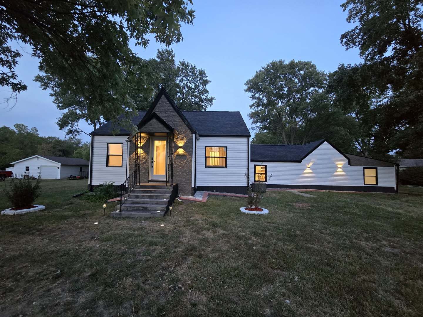 14322 Memory Lane Property Photo 2