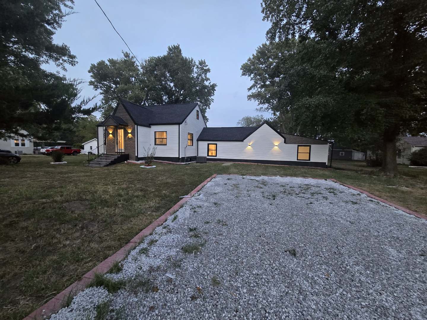 14322 Memory Lane Property Photo 3
