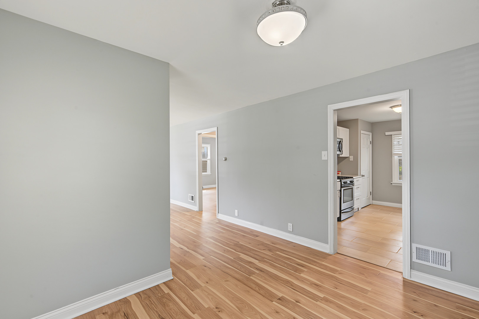 14526 Clinton Street Property Photo 44