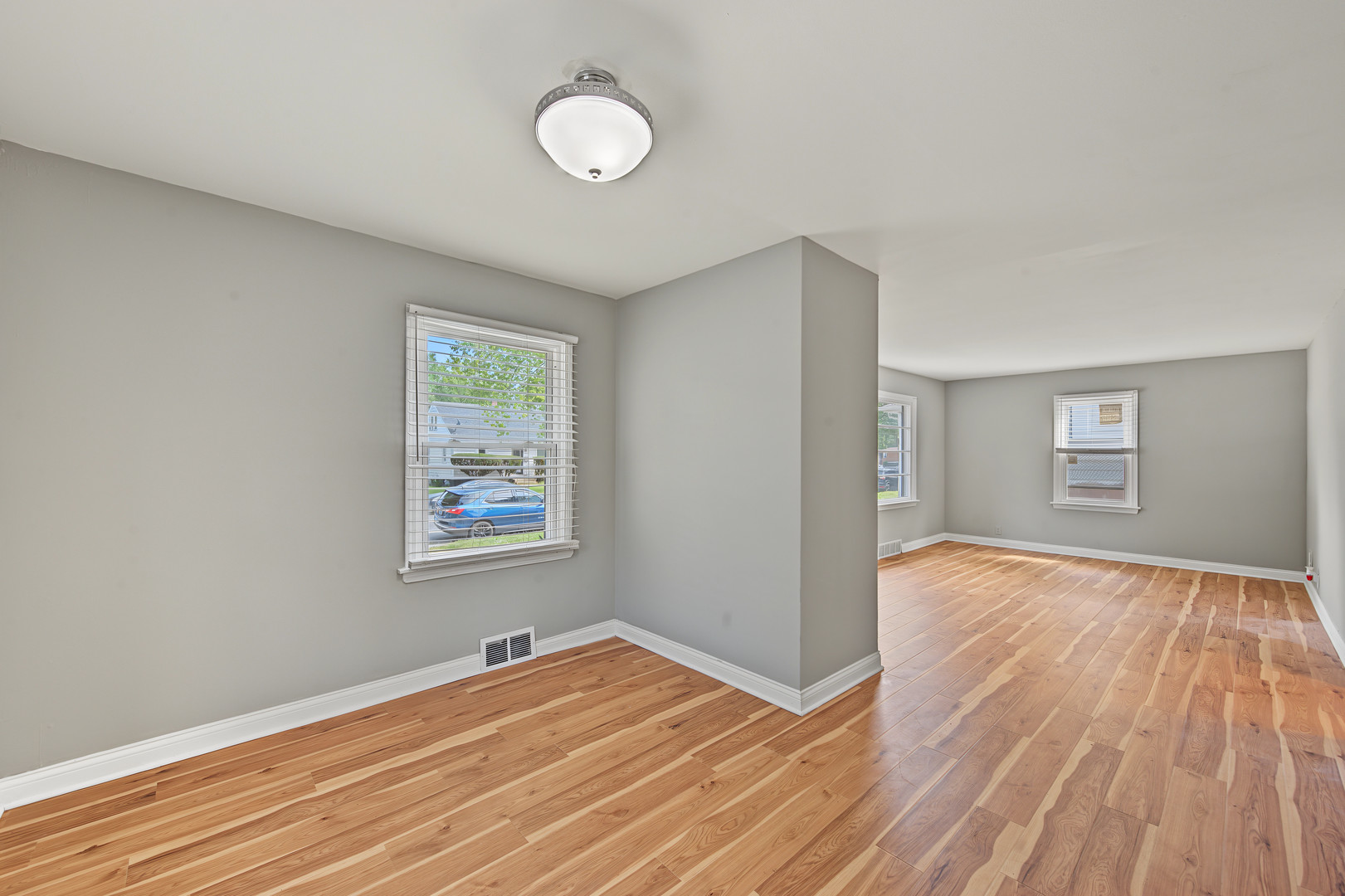 14526 Clinton Street Property Photo 45