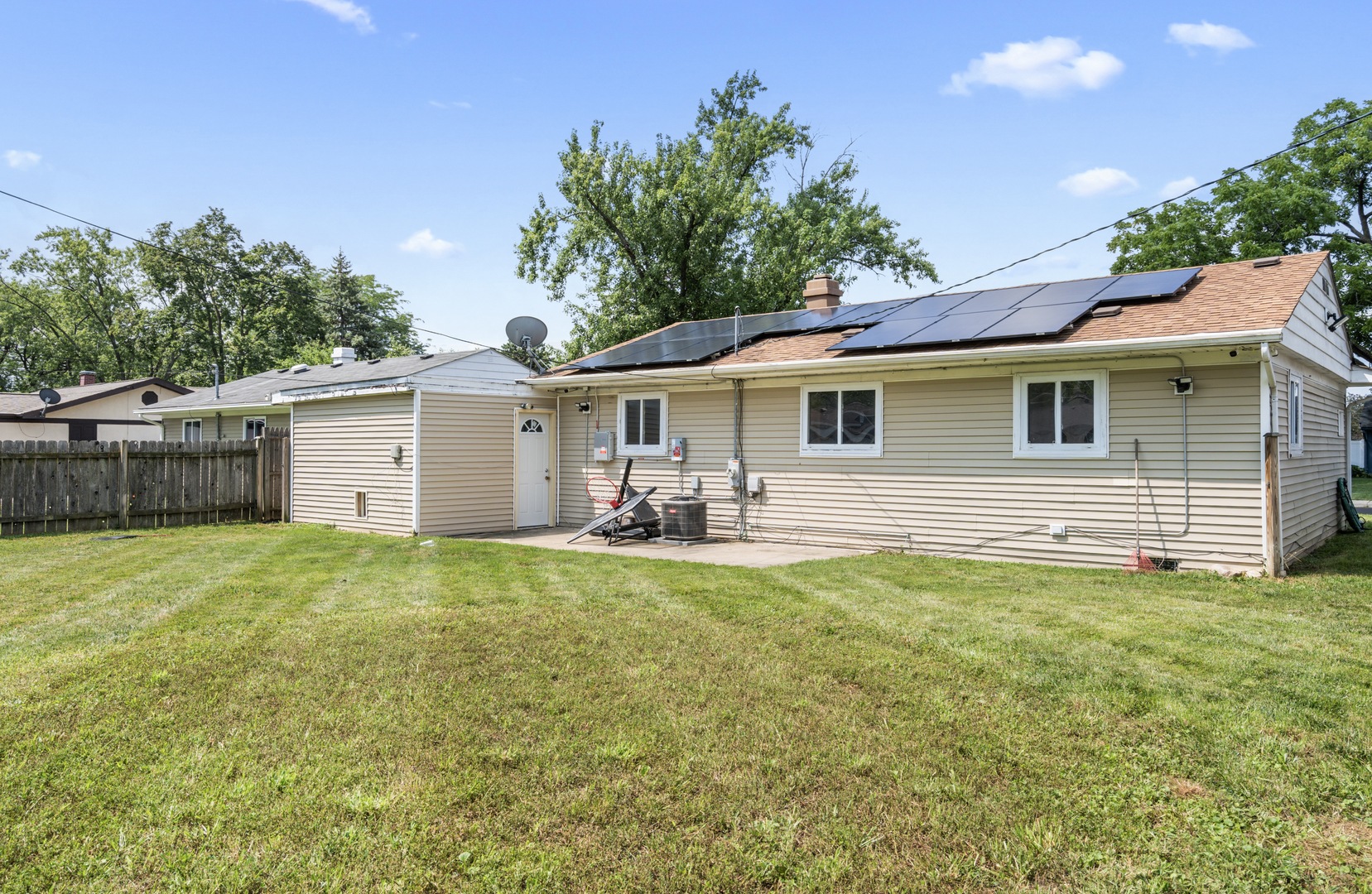 27 Cardinal Lane Property Photo 4