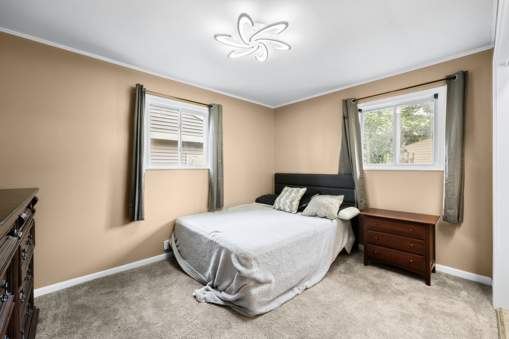 27 Cardinal Lane Property Photo 11