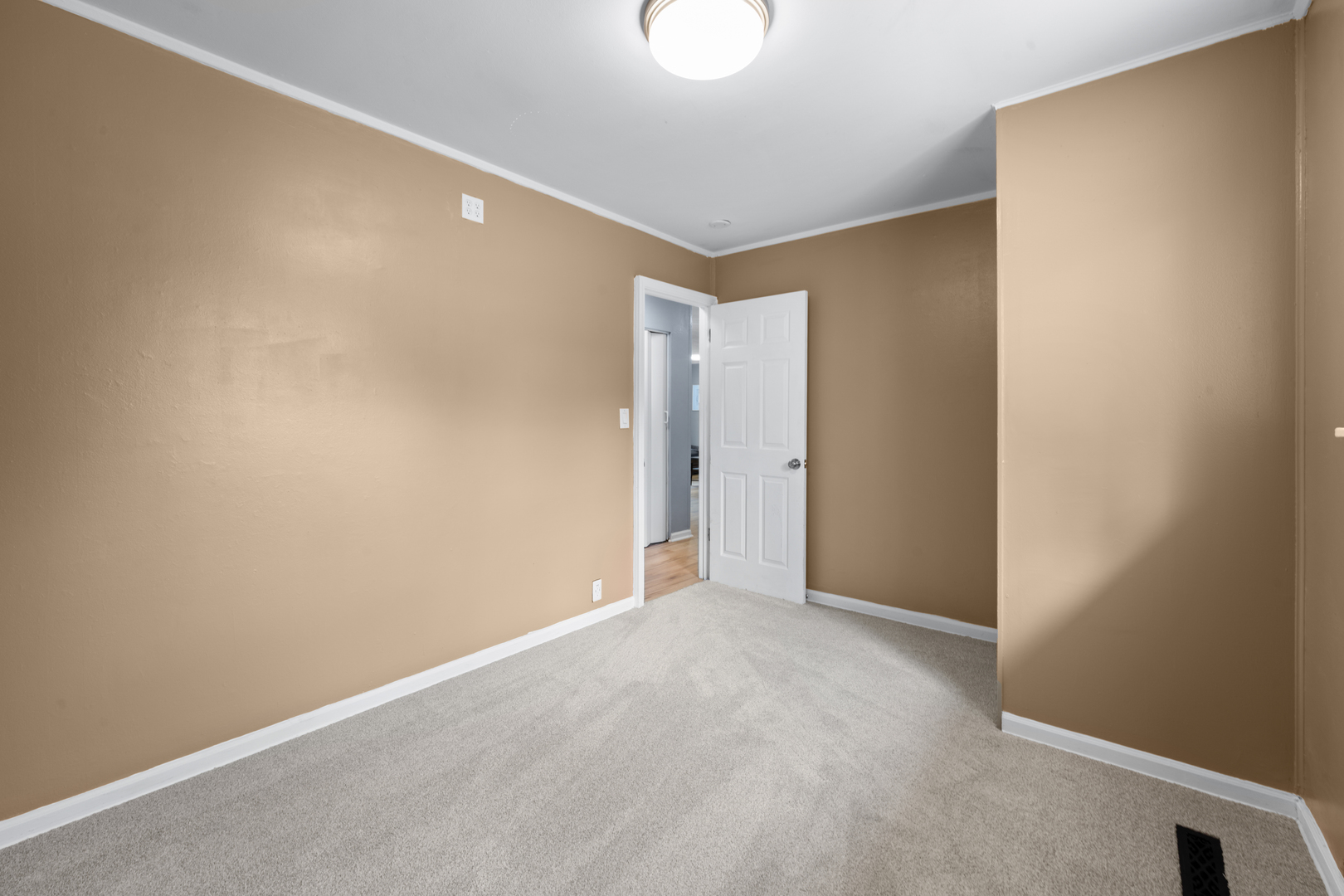 27 Cardinal Lane Property Photo 19