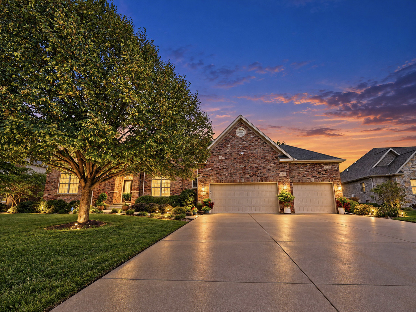 18 Stonebrook Court Property Photo 1