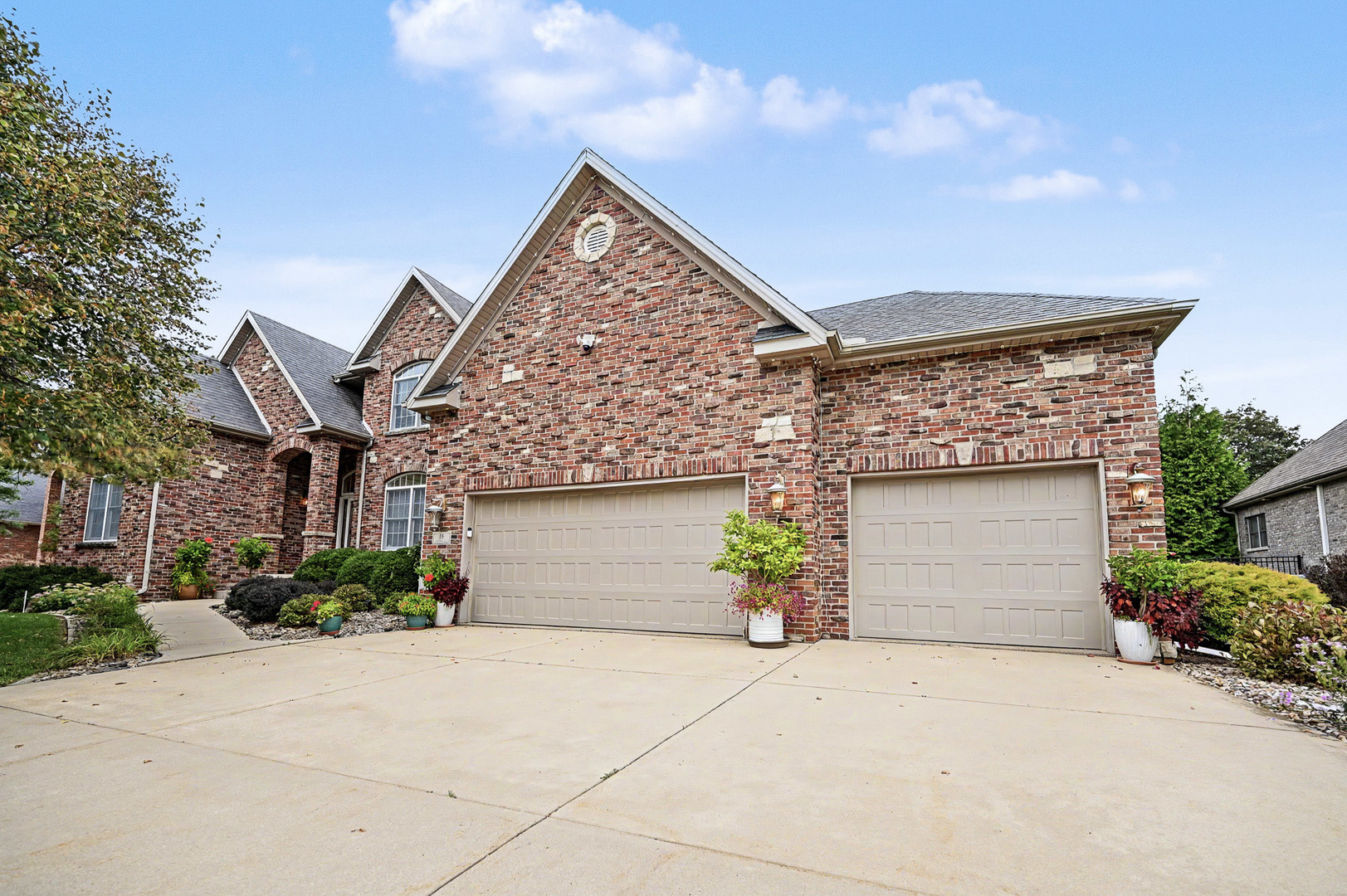 18 Stonebrook Court Property Photo 22